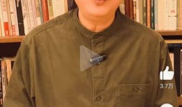 记者在香港吃瓜,揭秘街头热辣新闻现场