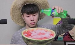 韩国吃瓜吃冰块,吃瓜配冰块，清凉一夏新风尚