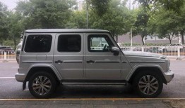 吃瓜奔驰大g,奔驰大G引发热议，揭秘豪华SUV背后的故事