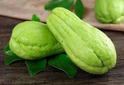 生白瓜换红瓜怎么吃,美味转换的烹饪攻略