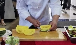 在场吃瓜群众,吃瓜群众的热议瞬间